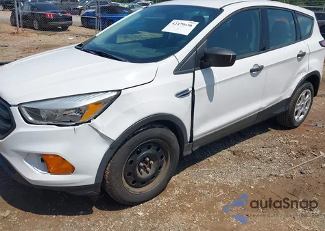 2017 Ford Escape S z USA, uszkodzony, nr VIN 1FMCU0F72HUD58013